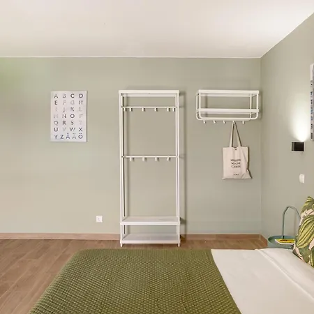 Joivy Charming Apt With Shared Pool In * Албуфейра